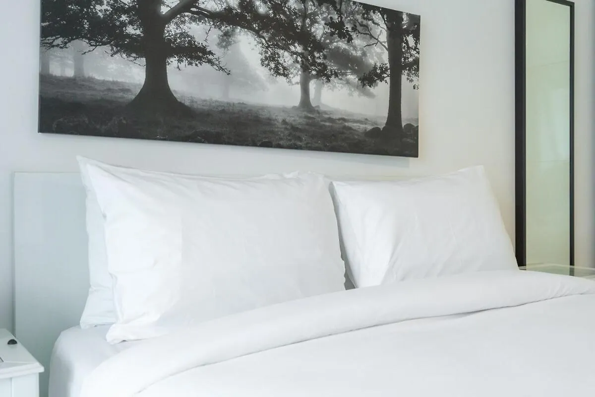 Marina'S Cozy Retreat For Two Apartment Dubai