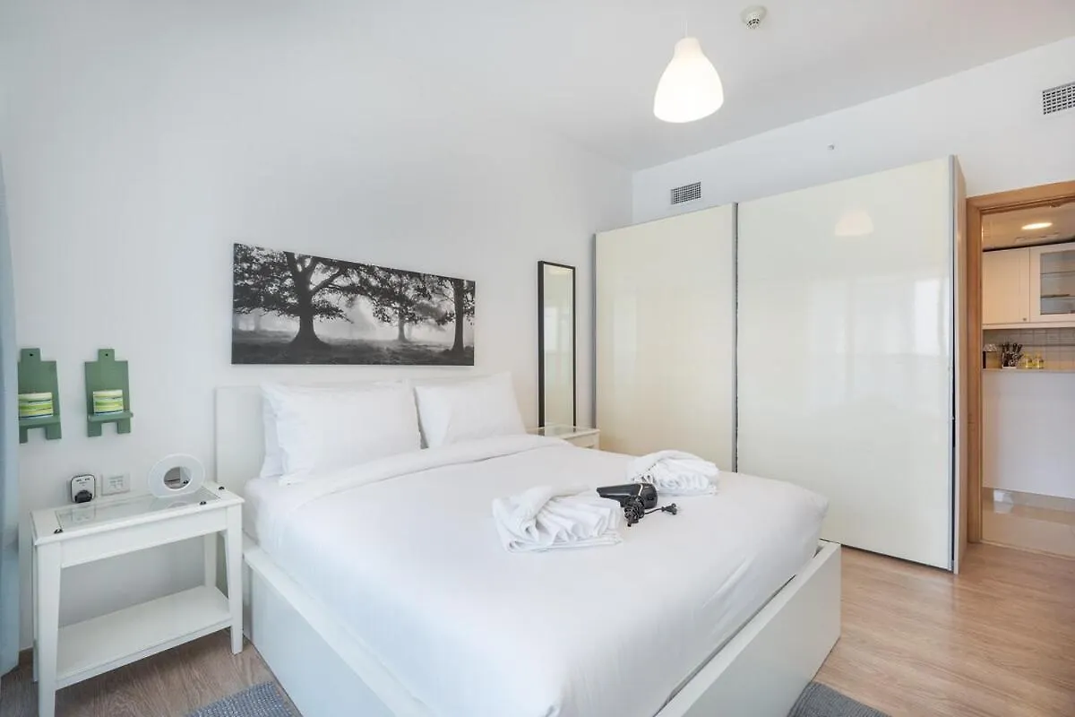Marina'S Cozy Retreat For Two Apartment Dubai