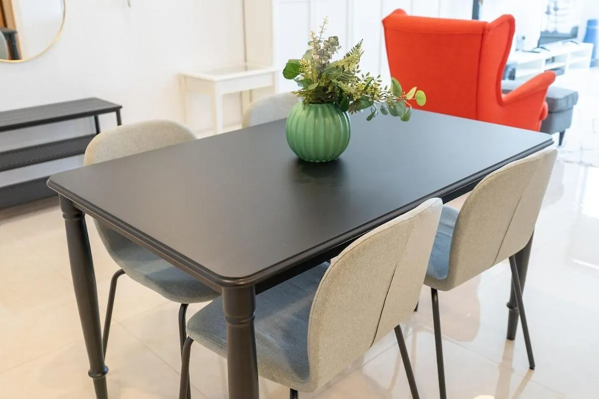 Marina'S Cozy Retreat For Two Apartment Dubai
