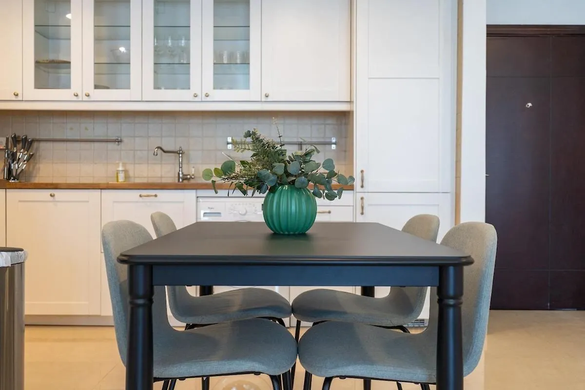 Marina'S Cozy Retreat For Two Apartment Dubai
